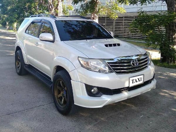 FAMILY FORTUNER (4 passengers)